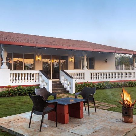 Saffronstays Mariposa By The River Rio, Karjat Luaran gambar