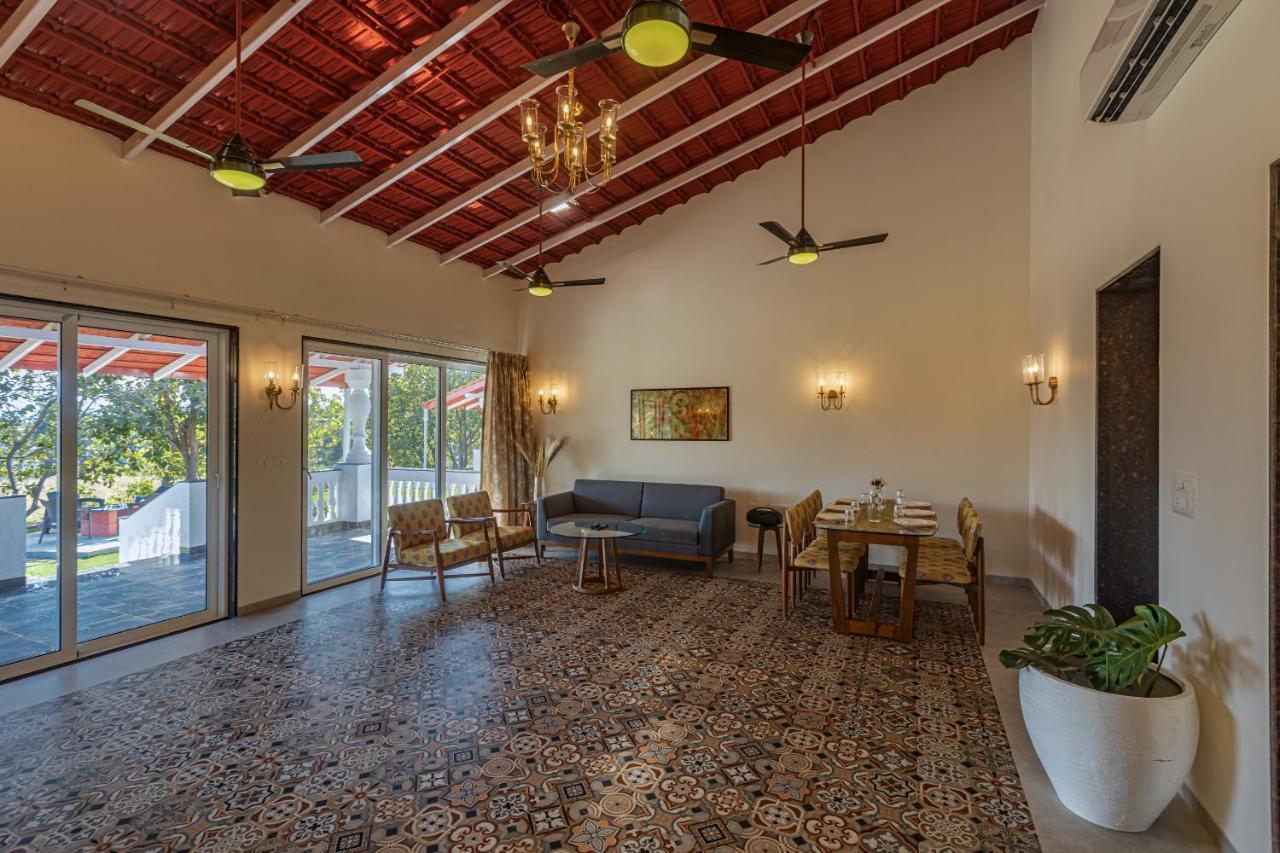 Saffronstays Mariposa By The River Rio, Karjat Luaran gambar